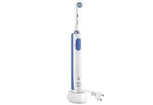 Braun Oral-B elektrische Zahnbürste Pro 600 weiß/ blau